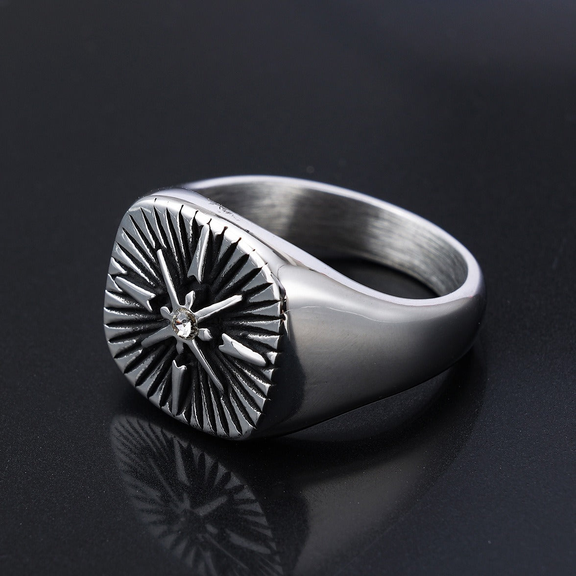 Men's Ring Nordic Navigator Compass Cross Viking Ring